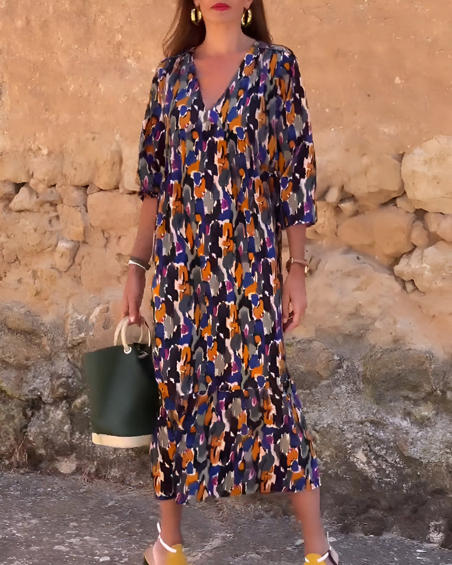 Nathalie | V-Neck Dress with Retro Print