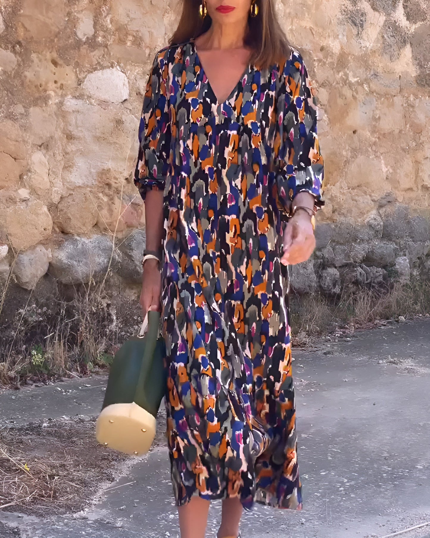 Nathalie | V-Neck Dress with Retro Print