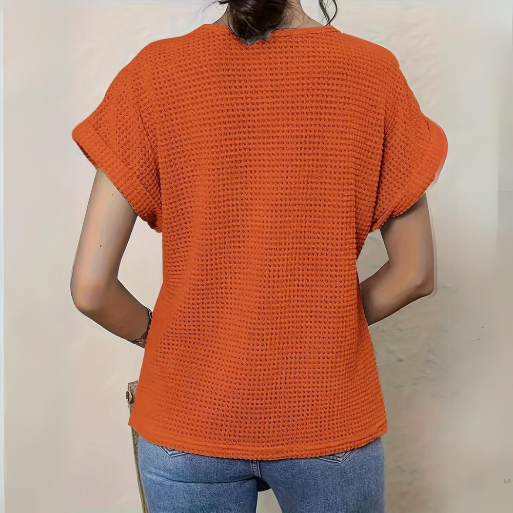 Sophie – Chic and elegant lace top