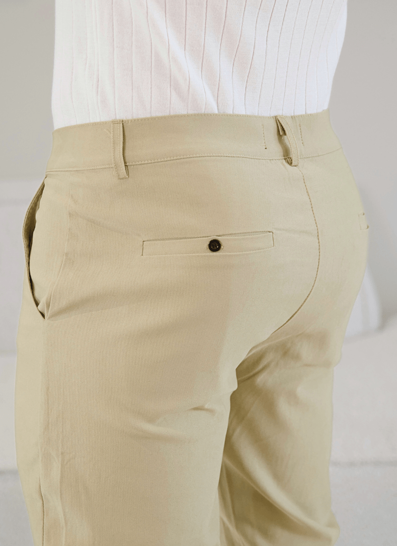 Light chinos