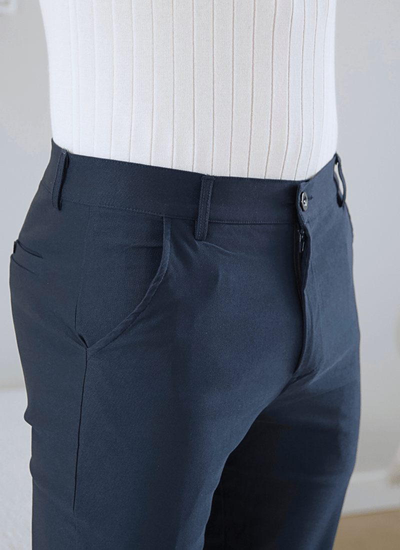 Light chinos