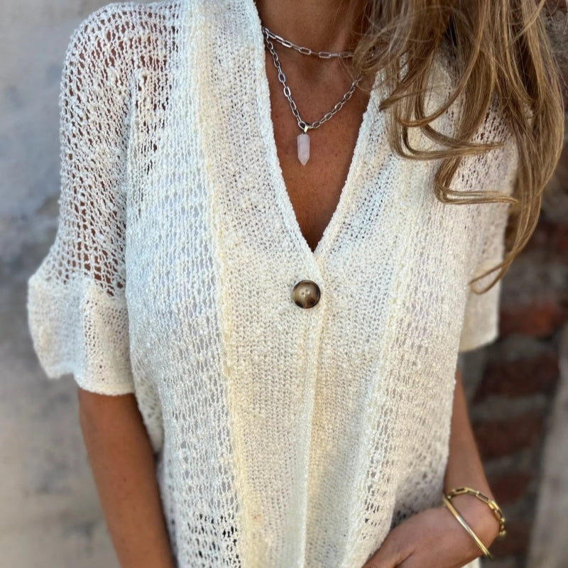 Ribbed Women’s Top with Button