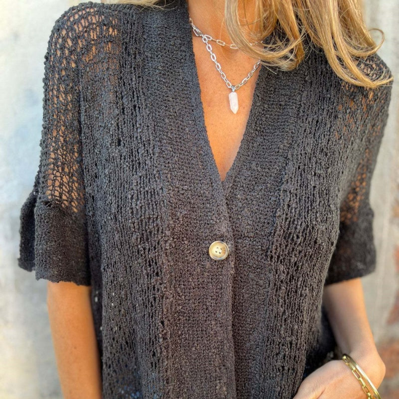 Ribbed Women’s Top with Button