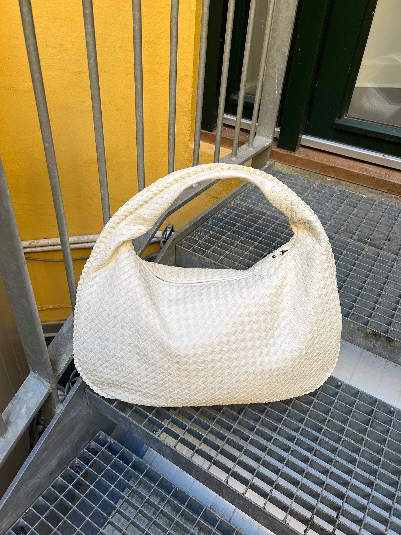 Musthave bag