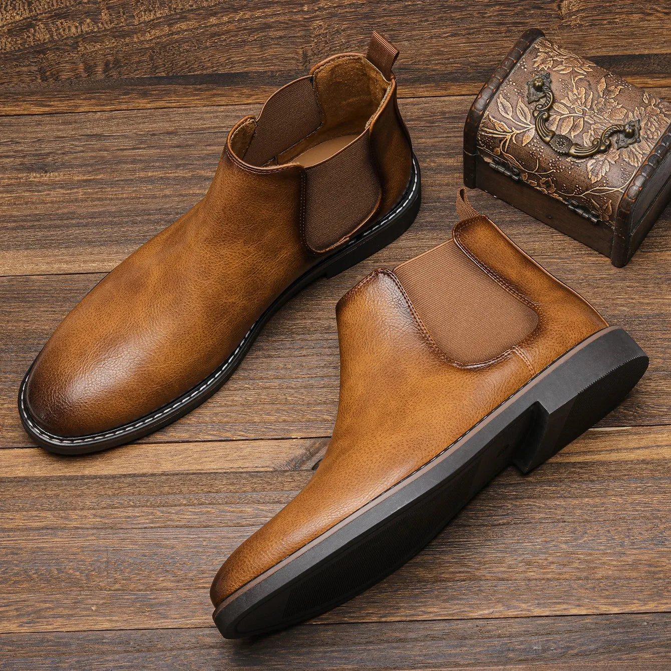 Retro Style Chelsea Boots for Men