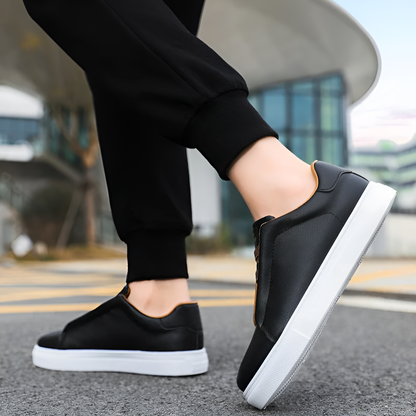 Bernardo™ Chic Sneakers — Lightweight Cushioning for Everyday Style